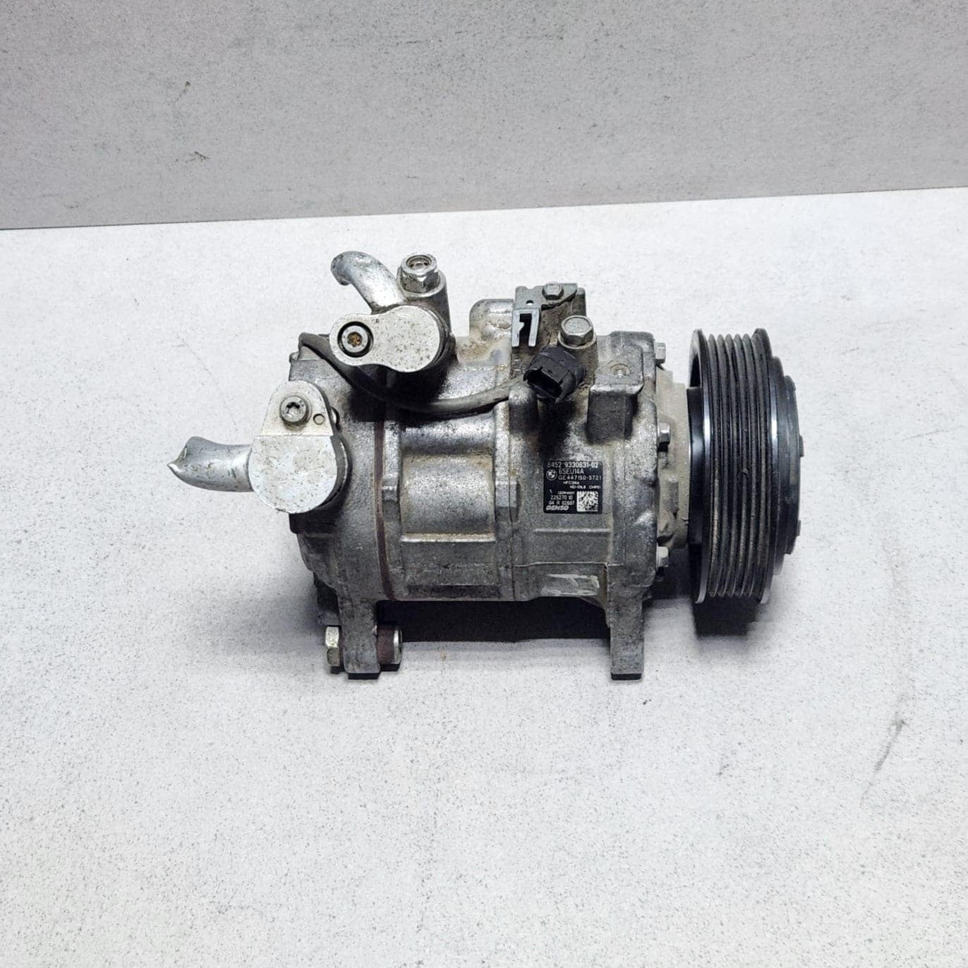 BMW Air Conditioning Compressor 9330831 3 Series F30 F30 F34 GT and 1 Series    