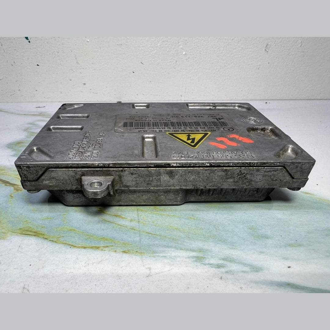 07-10 Mercedes-Benz S550 Xenon Headlight Ballast Control Unit A2218709126 W221