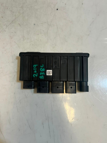 2019 BMW 118i X1 F48 X2 F39 F40 B38 Integrated Supply Module 8642761 OEM