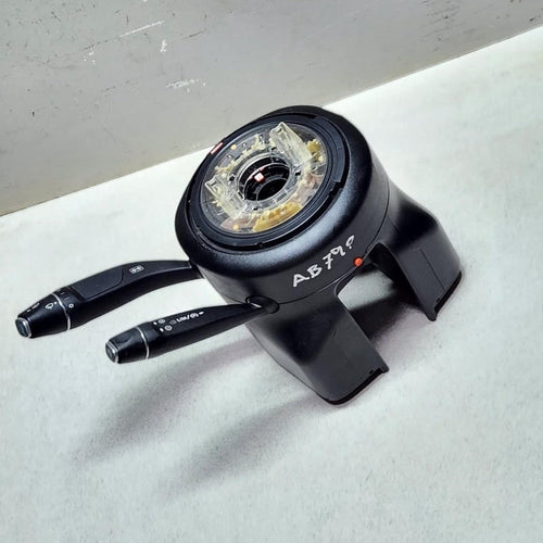 Mercedes-Benz Steering Column Combination Switch Stalk FR A2129007017 W204 C204