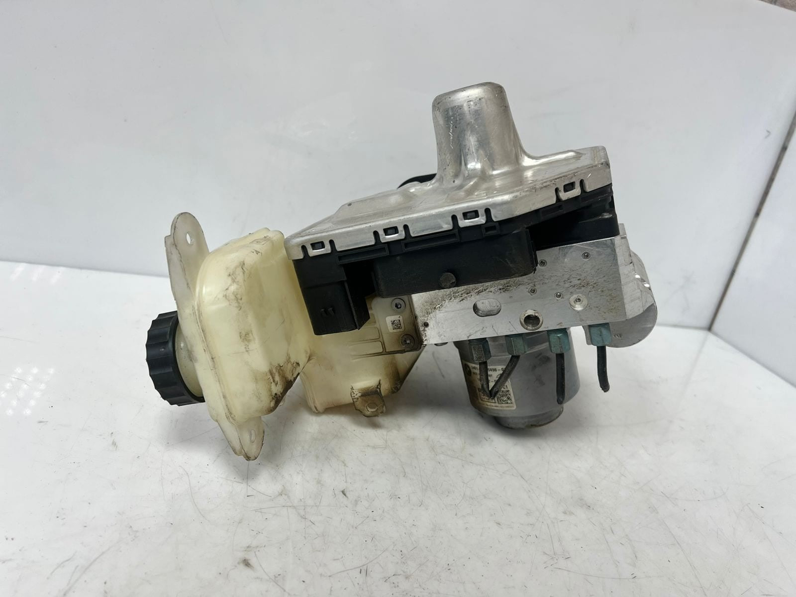 2018-2025 BMW X5 G-Series G05 Abs Pump 6895496 OEM GENUINE