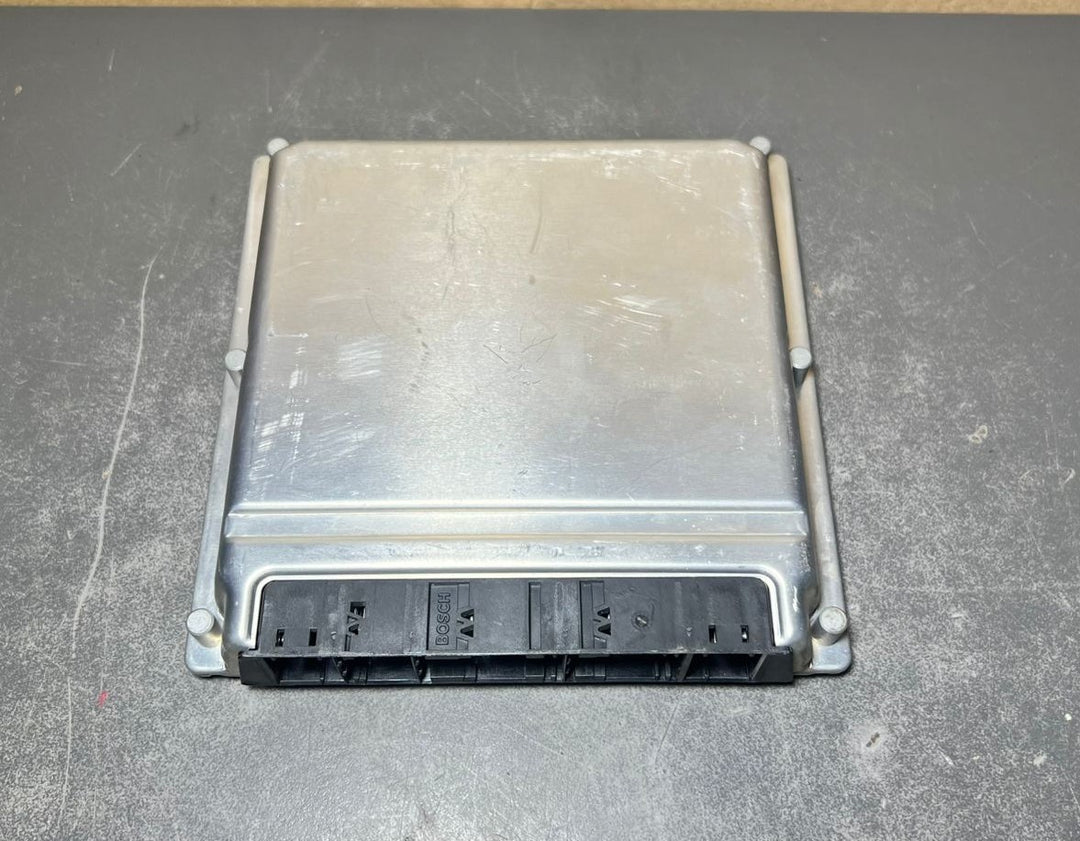 01-06 Mercedes W220 S-Class Engine Control Module Unit ECM ECU A113 1532279 OEM