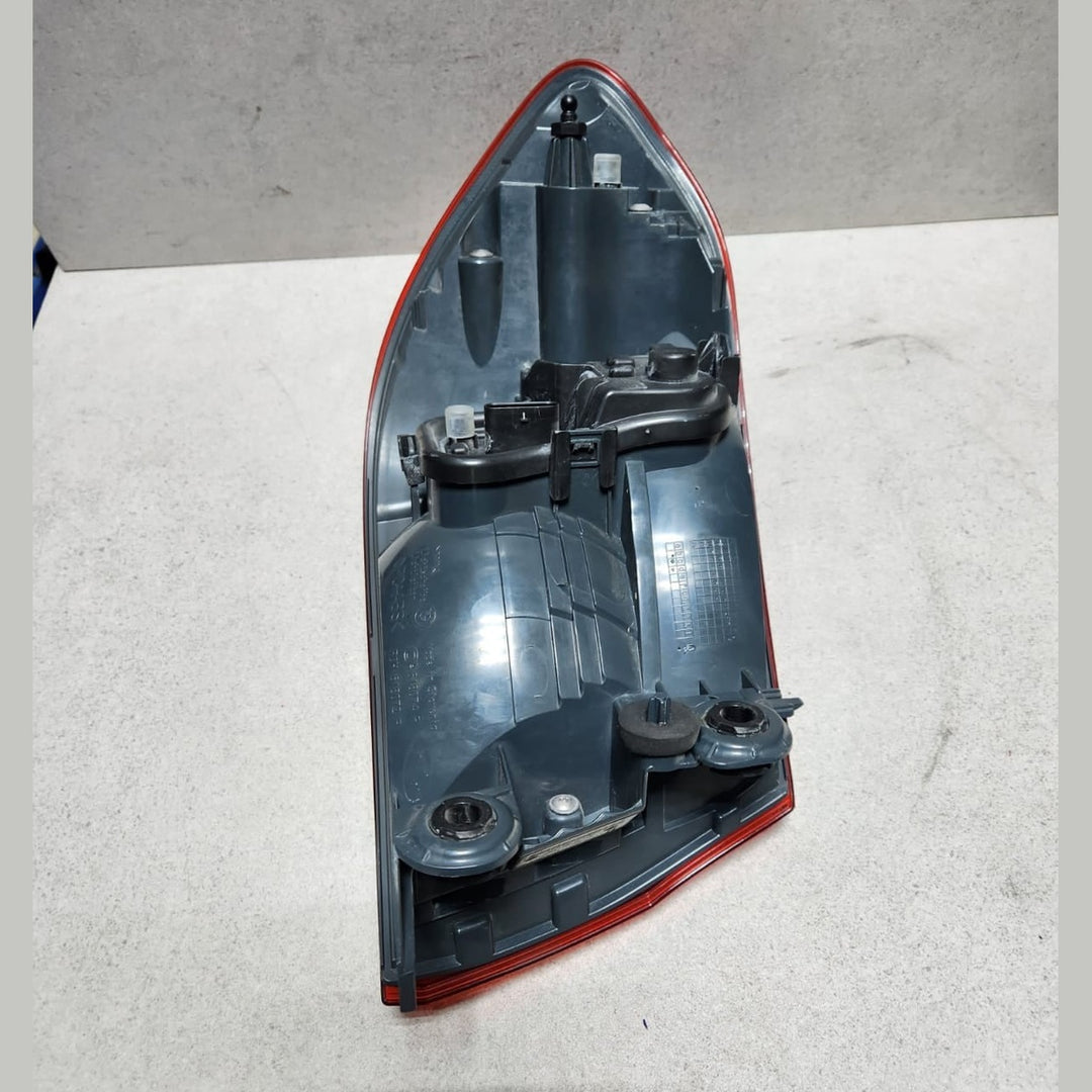 2015-2017 BMW M4 Rear Right Tail Light 7296100 M4 F82 and 4 Series F32 F33