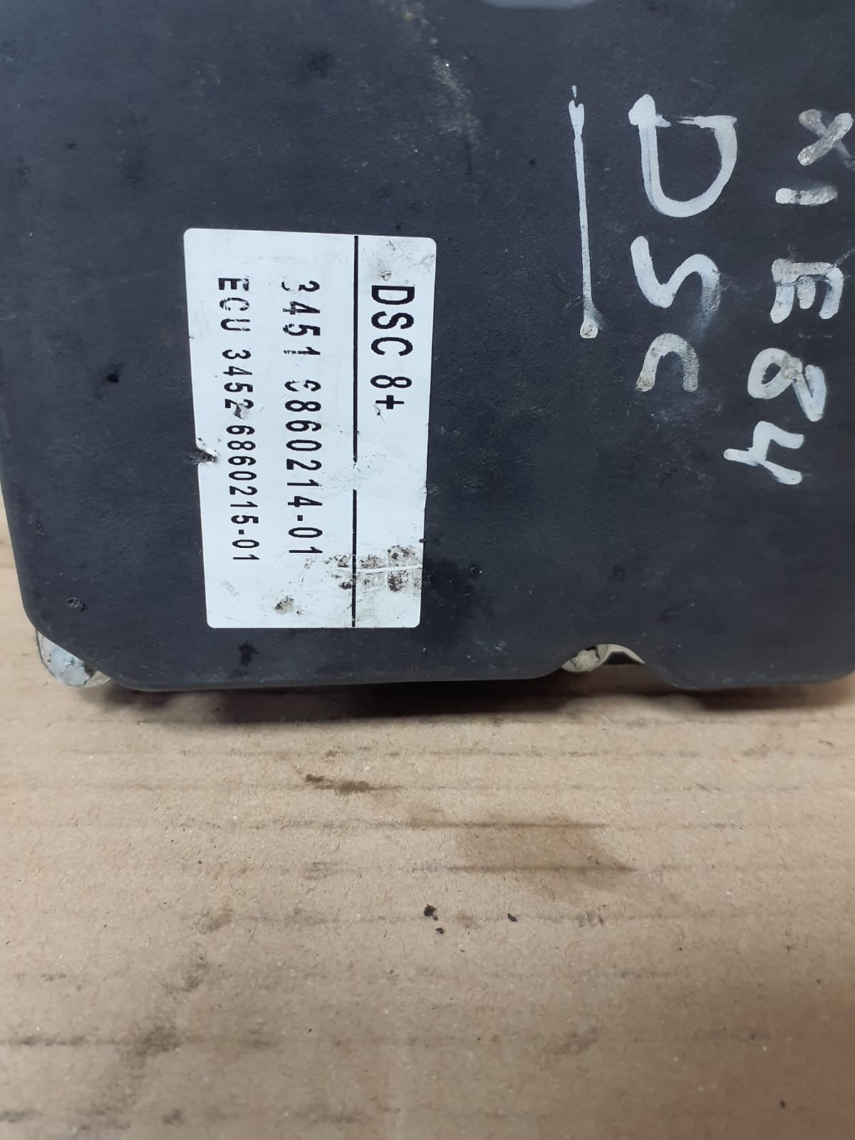 2013-2014 BMW X1 E84 E90 Hydraulic Unit ABS Pump Module 6860214 OEM