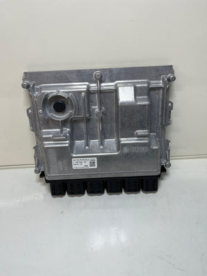 OEM BMW X5 G05 Engine Control Unit ECU Only DDE 7102358