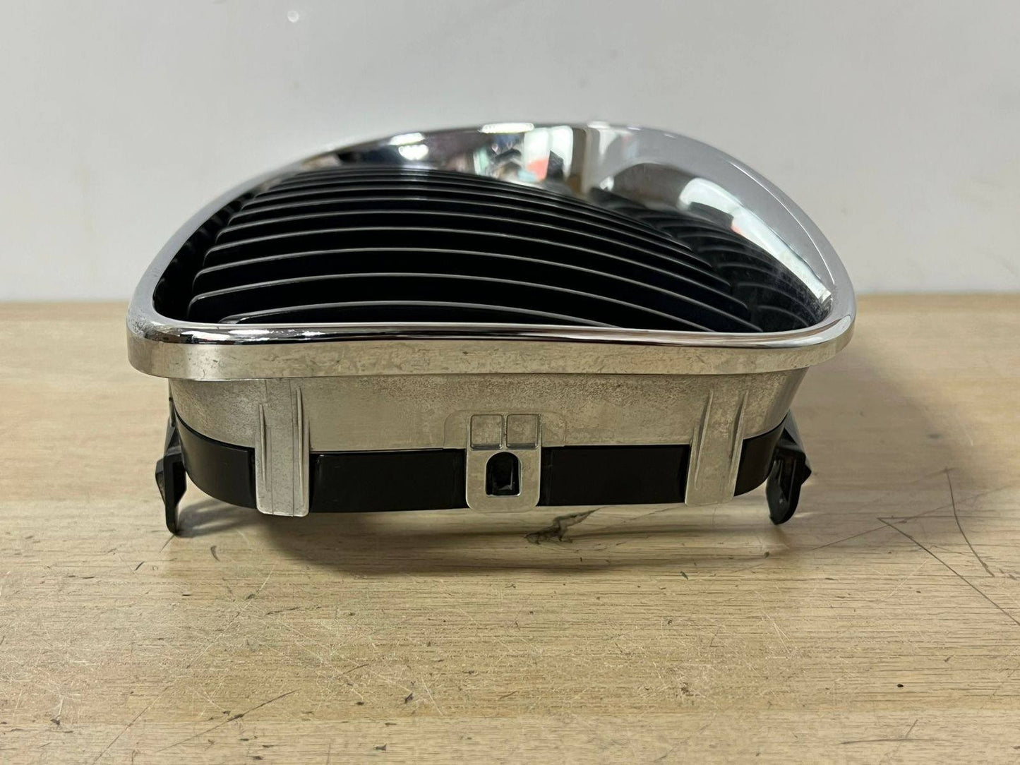 2007 BMW 1 SERIES E82 E87 E88 Grille With Chrome Frame Kidney Left 7166439 Used