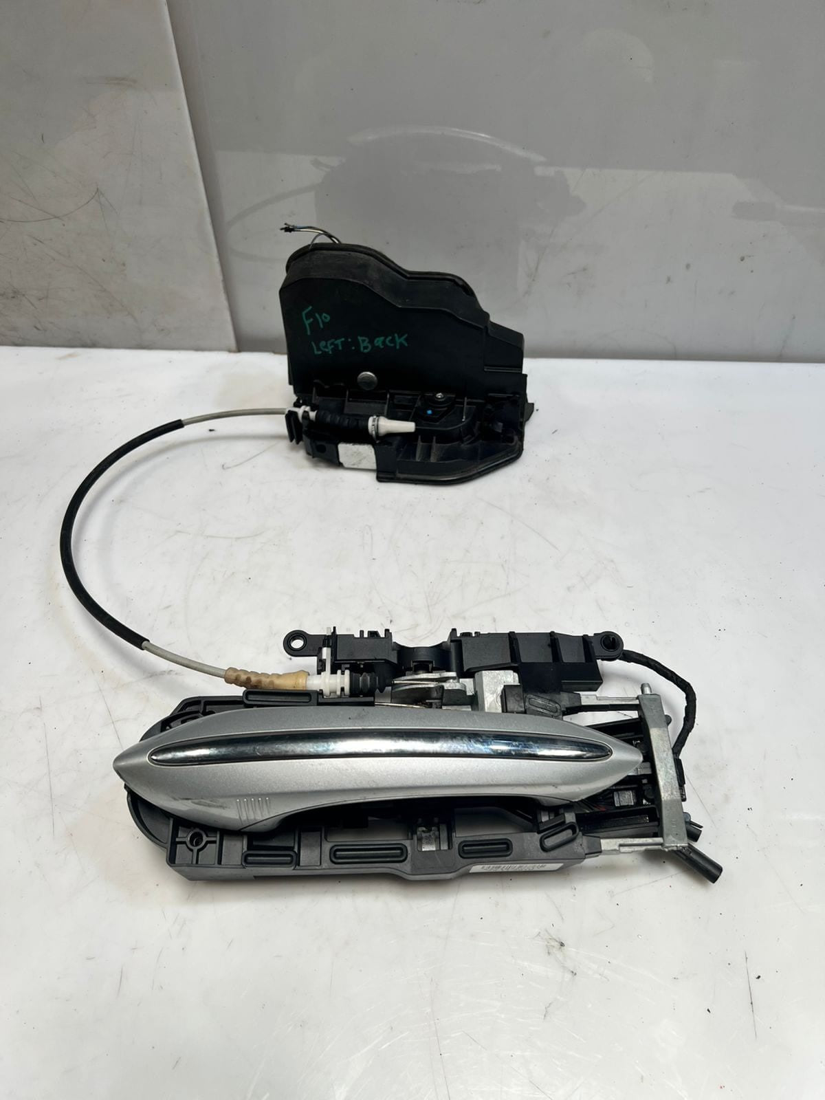2016-2018 BMW F10 X5M E70 and F30 330e LEFT REAR Door Lock Actuator 7202147