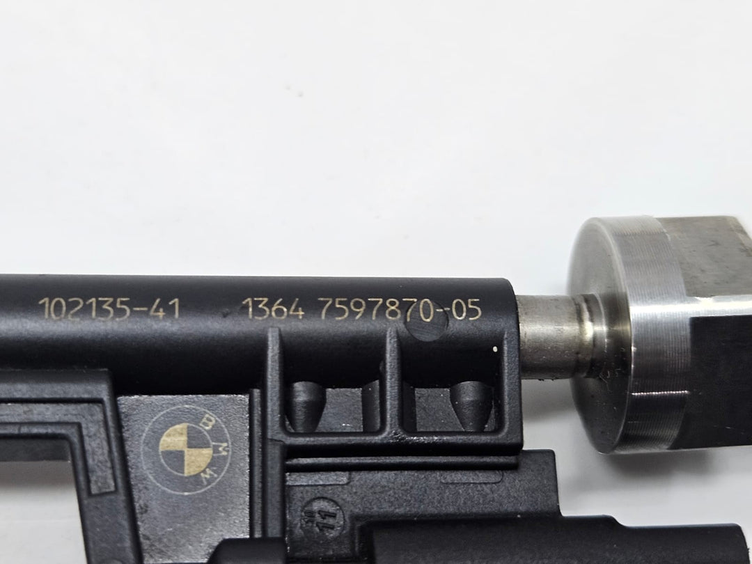 2011-2015 BMW 135i, 335i, 535i, 640i, 740i, X5 N20 N55 Fuel Injector 7597870 OEM