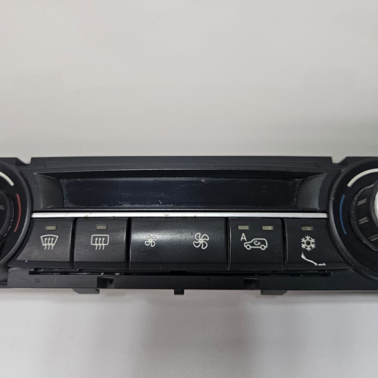 2007-2013 BMW X5 E70 Climate Control Unit 9157554