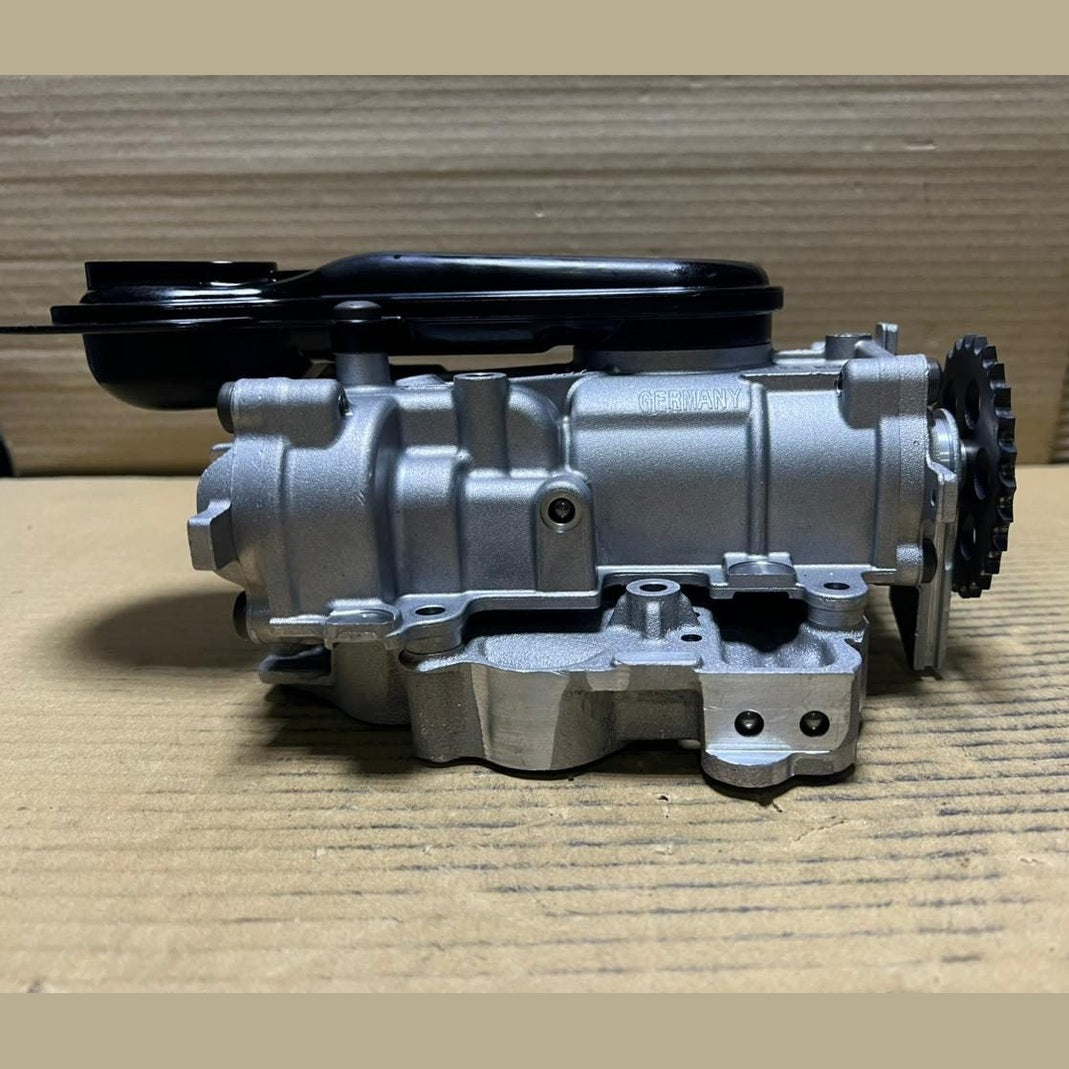 2017 BMW M5 Engine Oil Pump 7852262 M5 F90, M8 F91 F92 F93 XM F95 F96