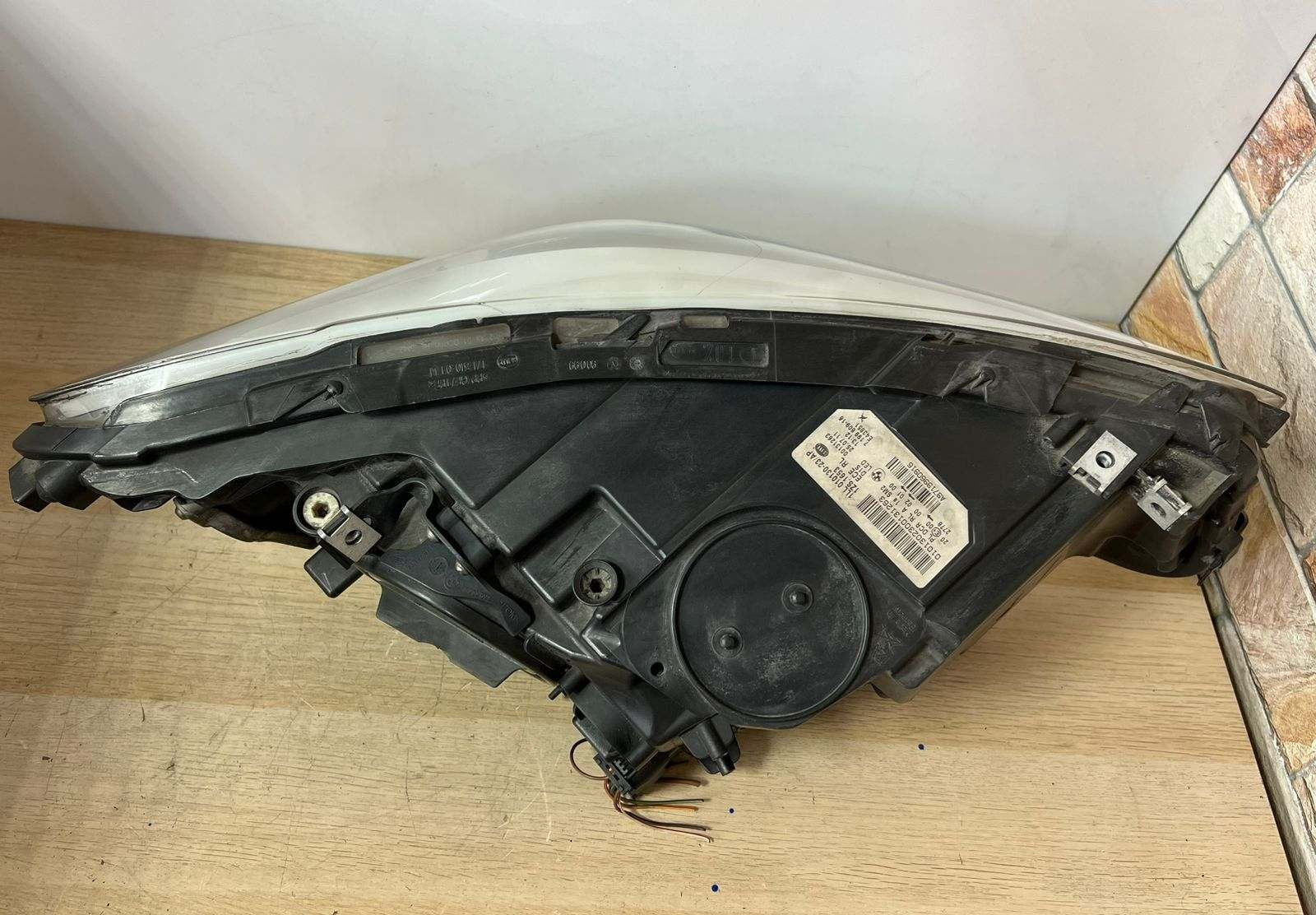 BMW 5 Gran Turismo F07 Front Left Xenon Headlight 7199609 2013 RHD