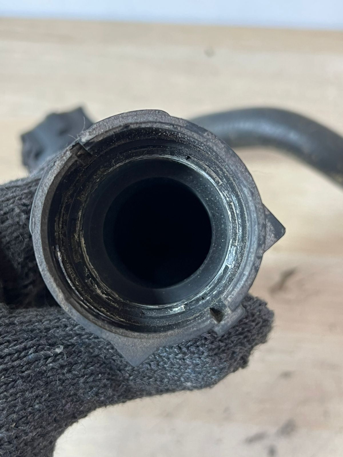 08-19 BMW E70 F71 F16 F15 X5 3.0L ENGINE COOLANT RADIATOR UPPER HOSE TUBE OEM