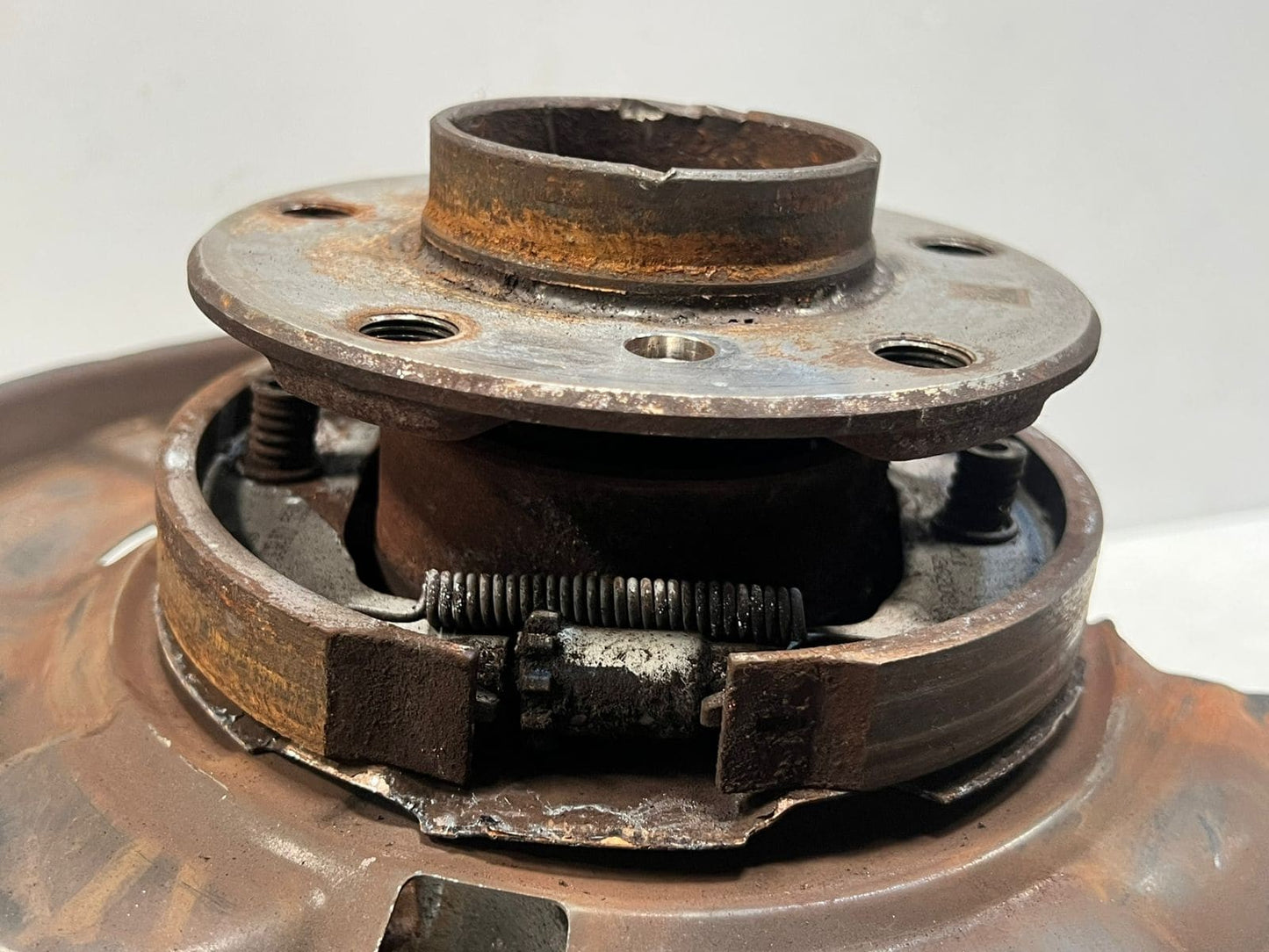 BMW F20 F21 F22 F23 F30 F35 F80 F87 Rear Wheel Hub CARRIER FLANGE RIGHT 6792366 