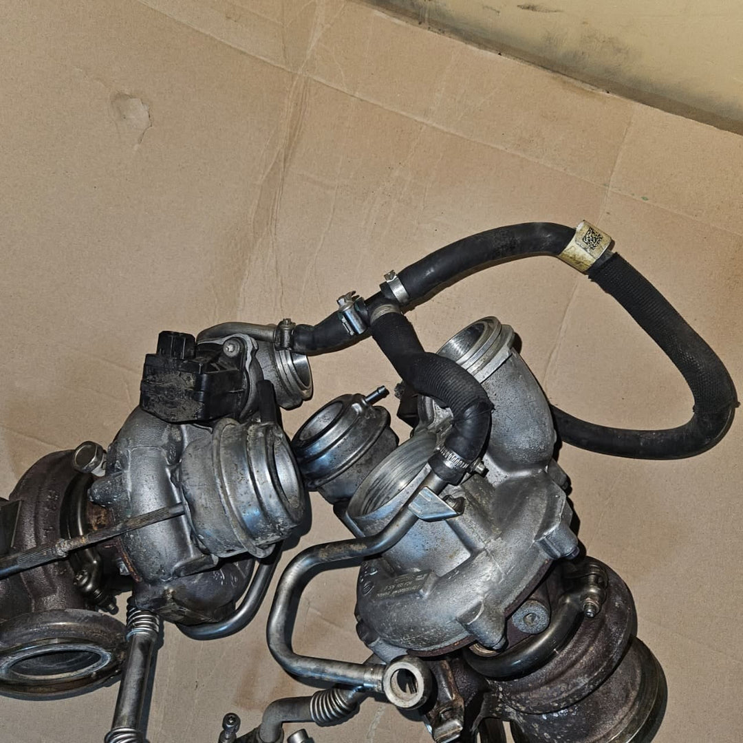 7576985-2010-2016 BMW 7 Series F04 X6 750i Turbocharger 