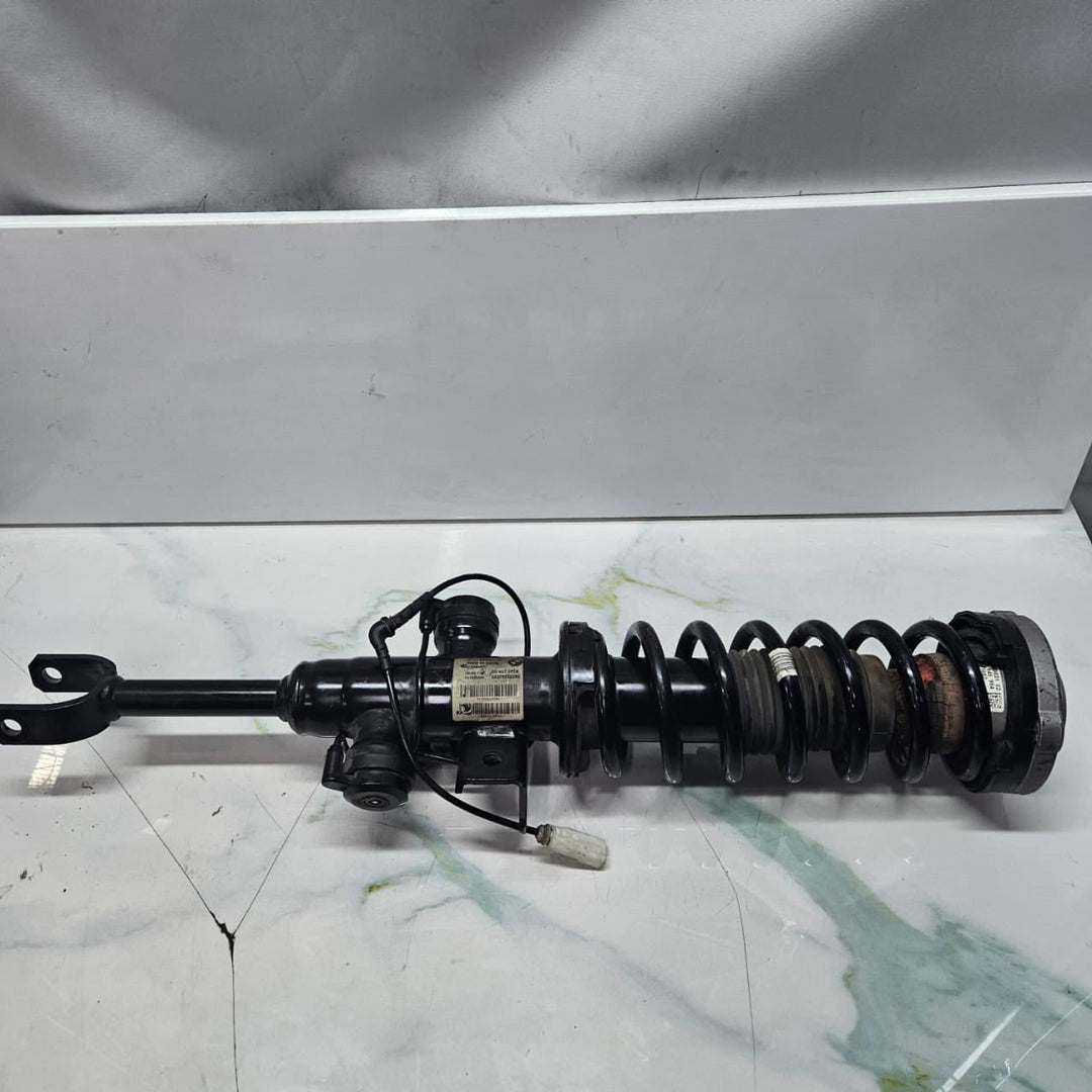 OEM BMW 7 Series F01 F02 F03 F04 Front Left Strut Assembly RWD 6863147