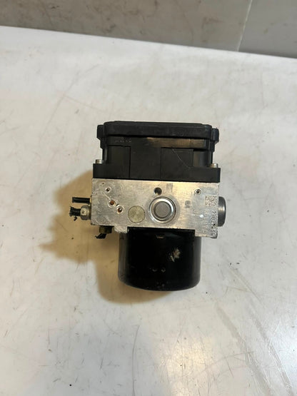 2007-2010 BMW E90 E91 E92 328i ABS HYDRAULIC Pump Module 6778485 OEM