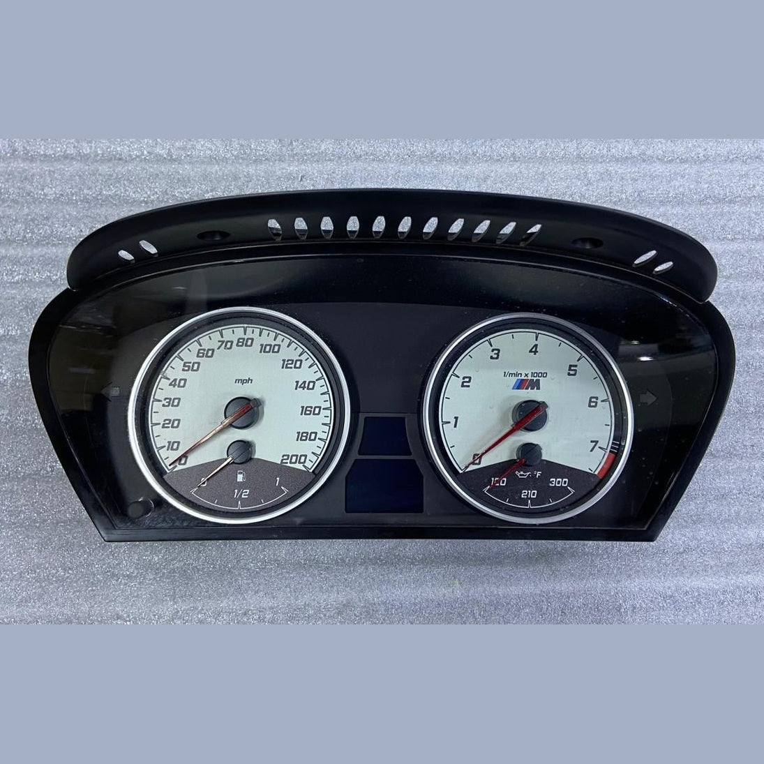 OEM BMW 535xi E60 E61 Speedometer Instrument Gauge Cluster 9194887