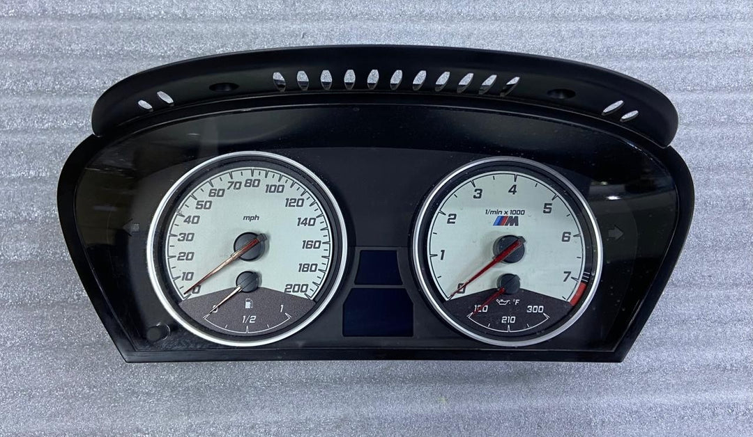 OEM BMW 535xi E60 E61 Speedometer Instrument Gauge Cluster 9194887