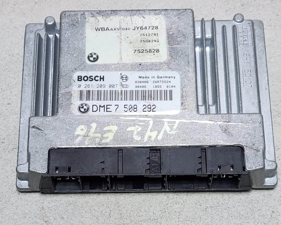 1998-1999 BMW 318i Engine Control Unit 7508292 3 Series E46 318i