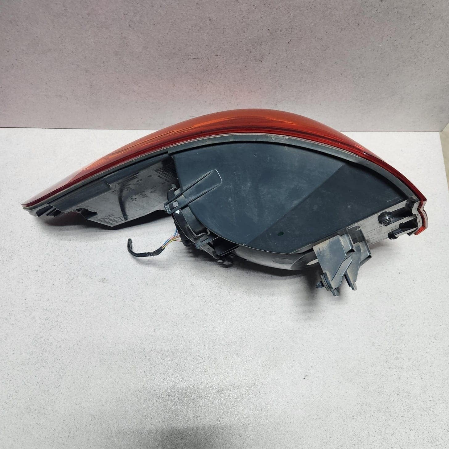 2019-2020 BMW X1 Rear Tail Light 7488546 X1 F48 F49