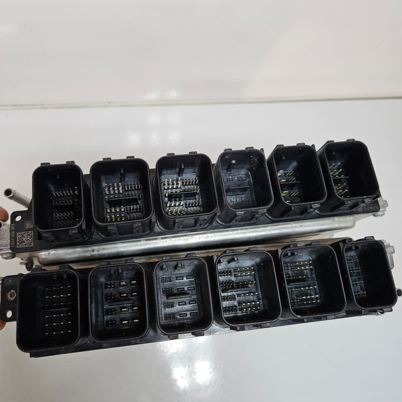 8489448-BMW 7 Series and M760i G12 N74 V12 Engine Control Unit ECM DME Key Set
