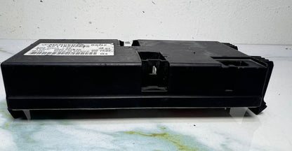 2004 Mercedes-Benz E-Class W211 E55 AMG Seat Heating Control Module A211 8202685