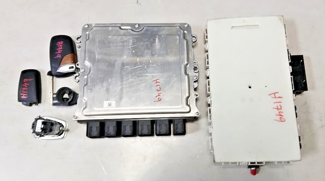 BMW 320i 2016 F34 GT LCI B48 ENGINE CONTROL UNIT ECU KIT DME 8689722