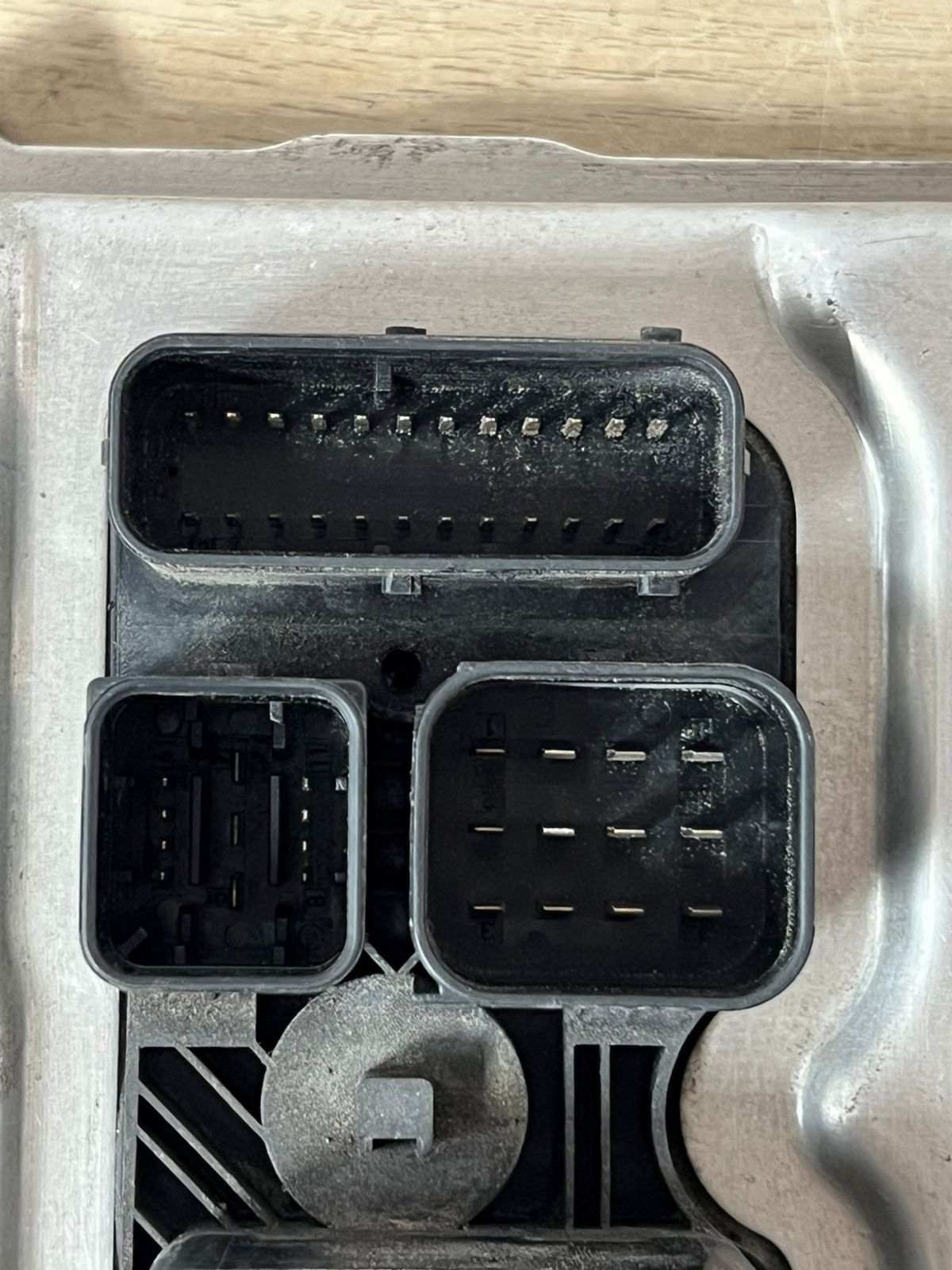 BMW X1 Series E84 N20 2014 Engine Control Unit ECU SET + CASE + KEY DME 8631727
