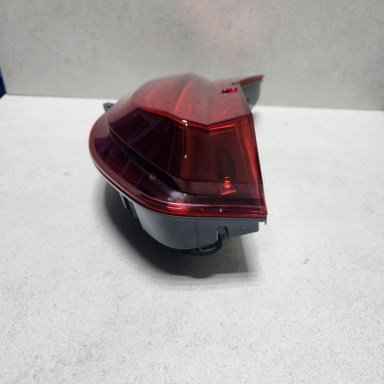 2016-2019 BMW 740i Rear Left Inner Taillight 7342967 7 Series G11 G12 740i 