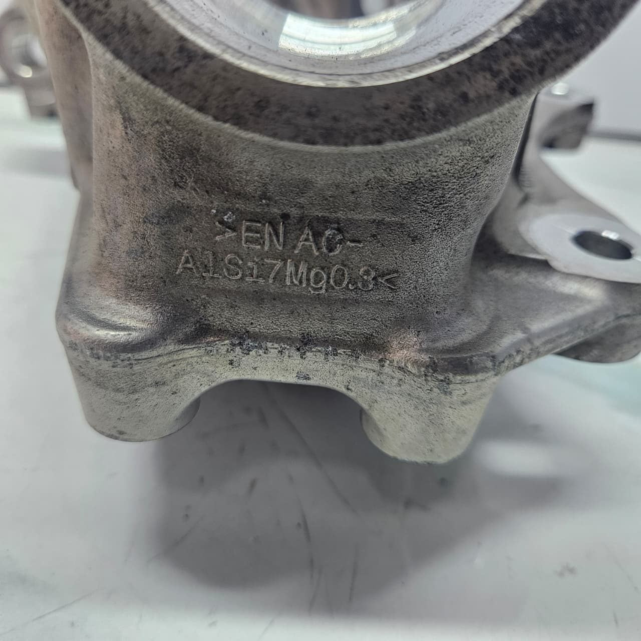 2019-2023 BMW 3 Series G20 G21 330i Spindle Knuckle 6878609 FRONT LEFT 