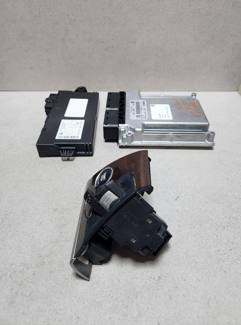 2007-2013 BMW X5 Engine Control Unit 7805585 X5 E70 3.0 DIESEL and E92 E93 330d