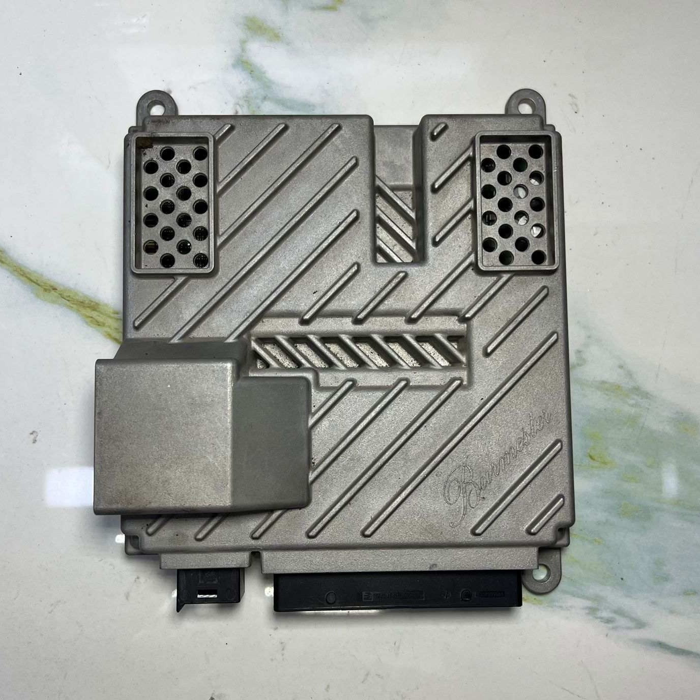 Mercedes-Benz Control Unit Sound System A0009000518 W205 C-Class