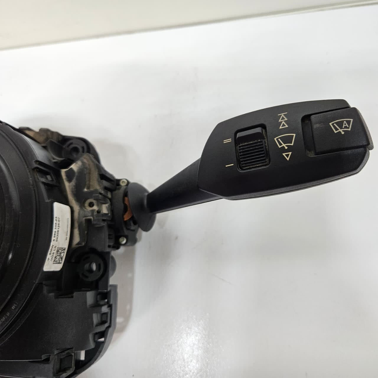 2012-2013 BMW E88, E90 X1 E84 118i Steering Column Switch 9123031