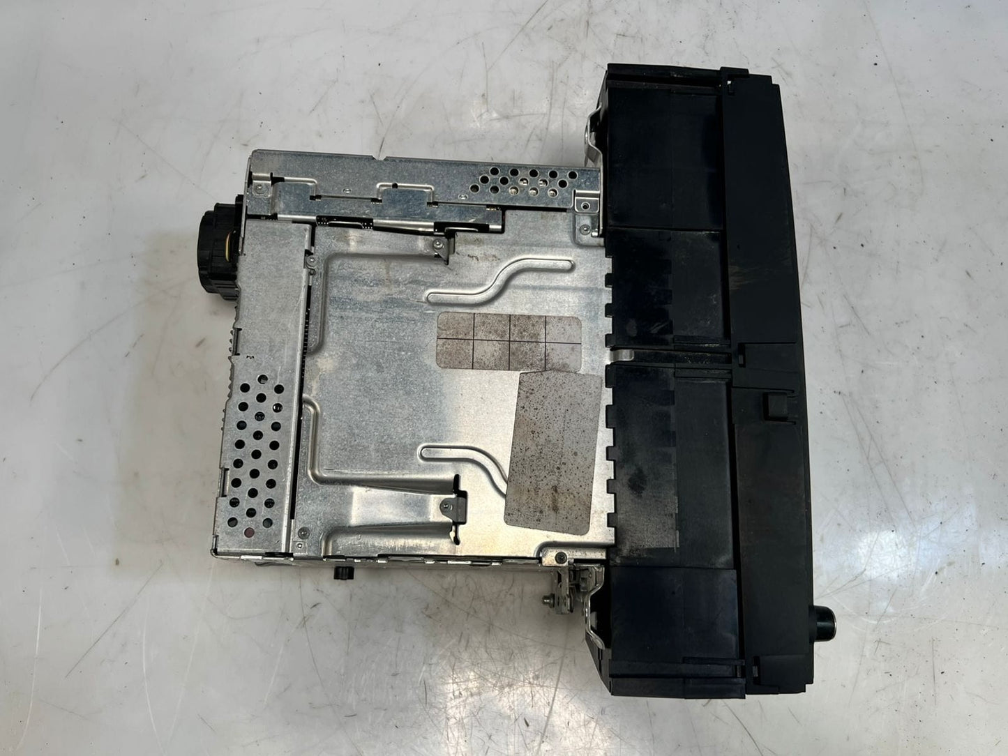 2006-2013 BMW X5 E70 and X6 Navigation Radio Head Unit CCC CD 9191568 OEM