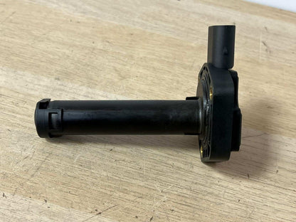 2006-2011 BMW 323i Oil Level Sensor 7607910 323i, 325i, E82 E90 