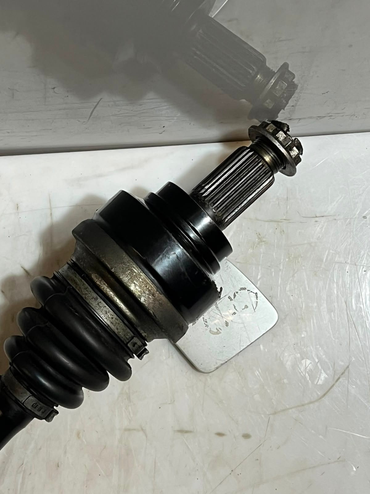 BMW 3 4 Series F30 F31 F35 F32 F36 F33 328d Rear Drive Shaft, Left 8680347 