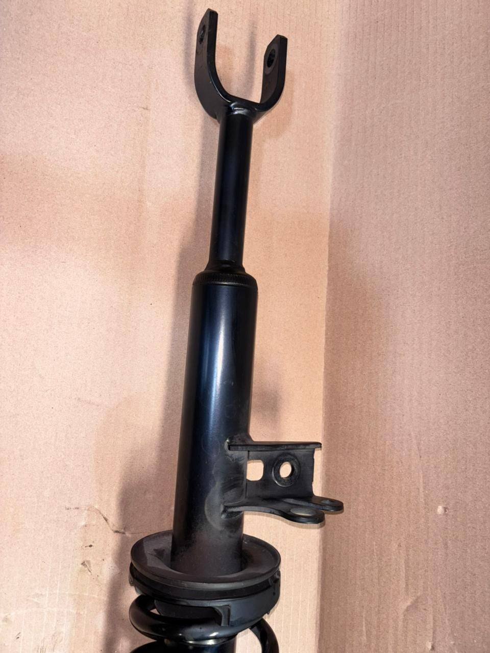 BMW Front Shock Absorber Strut 6784017 5 Series F10 F11 Front Left