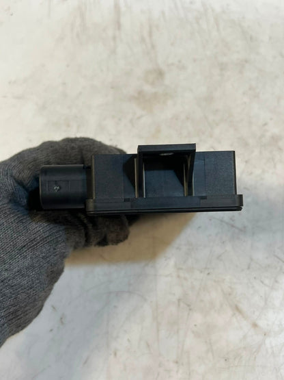 BMW 5 Series F10 F11 F12 F13 F25 F26 650i Parking Brake Control Module 6858017