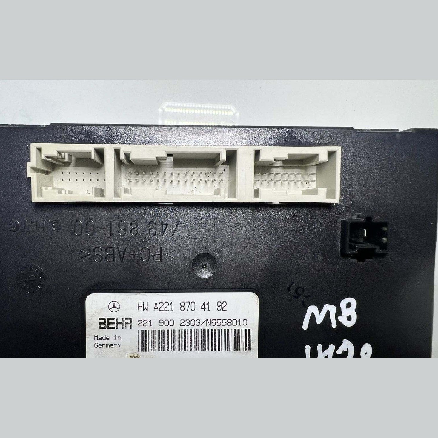 2007-2013 Mercedes-Benz S550 Hvac Heater Blower Motor Control Module A2218704192