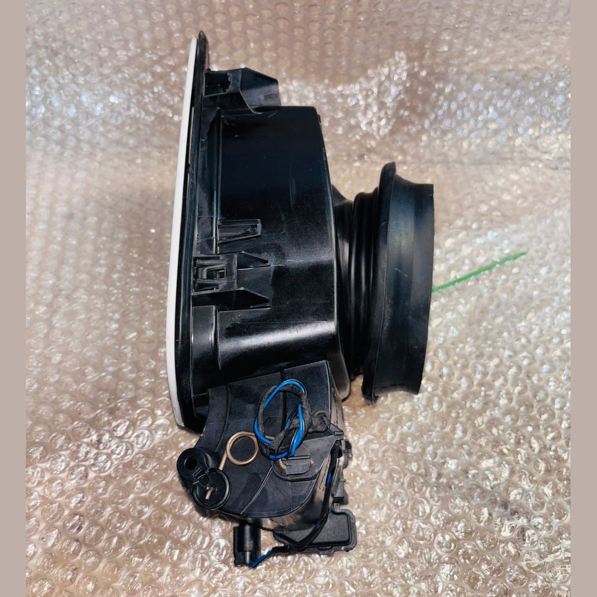 BMW X6 Cover F16 F86 51177297009 7297009 Fuel Tank Hatch