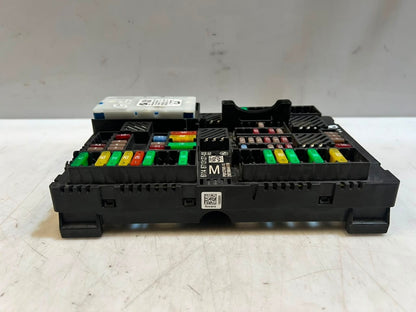 2021 BMW 3 Series G20 G11 G12 G20 G30 G01 X3 Fuse Box 8795479 OEM