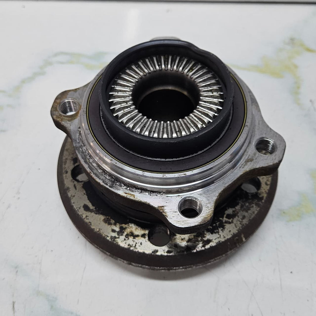 BMW X5 G05 X7 G07 Wheel Hub With Bearing 6895674 2020-2023