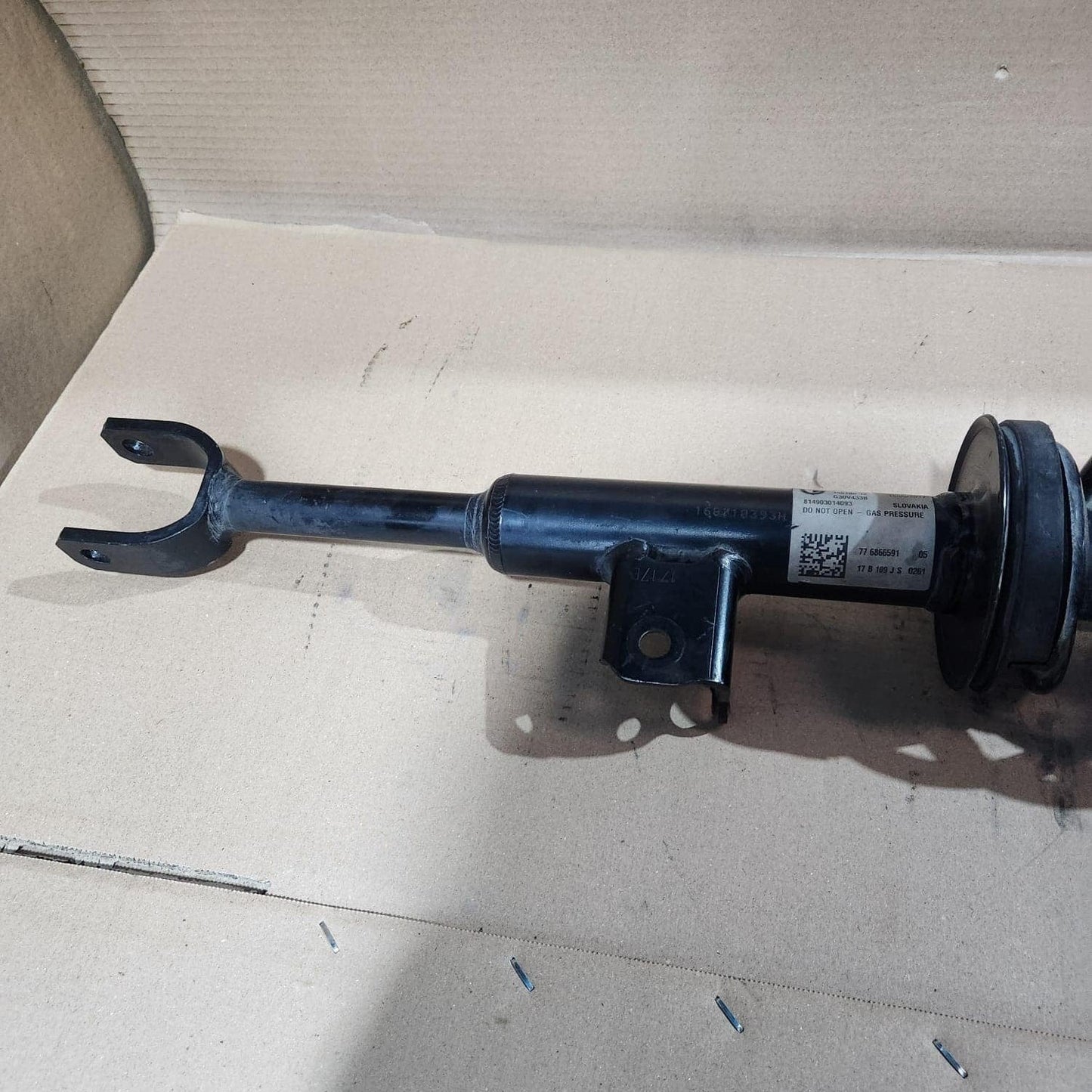 2017-2023 BMW 530i Front Left Shock Absorber 6866591 5 Series G30 530i and 540i