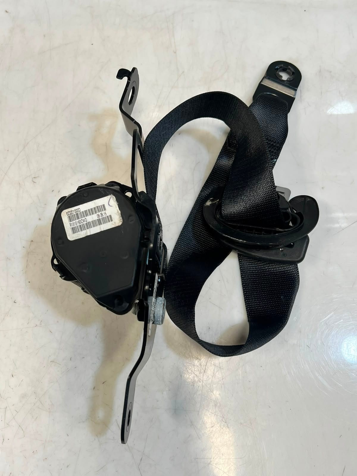 2013-2018 BMW X5 F15 F85 Rear Right Seat Belt 623201000D OEM