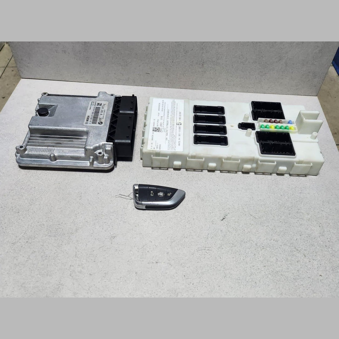 2015-2020 BMW X1 Engine Control Unit 8591073 320d and X1 2.0D F48