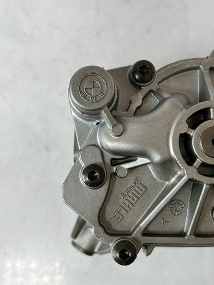 2016-2019 BMW 5 Series G30, X5 xDrive M50i Engine Oil Pump Assembly 8601072 OEM