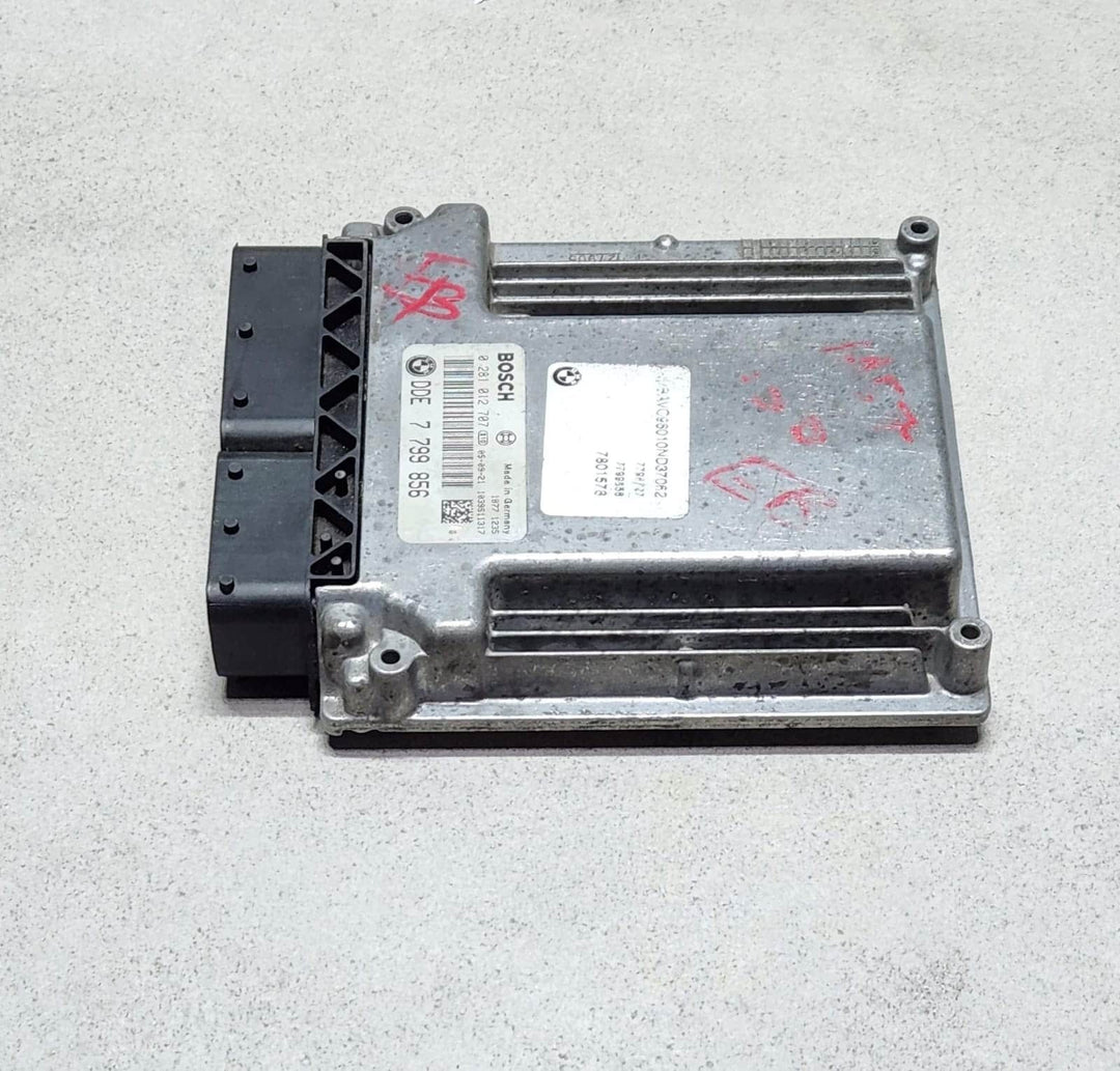 2003-2010 BMW 5 Series Engine Control Module 7799856 E90 and E91