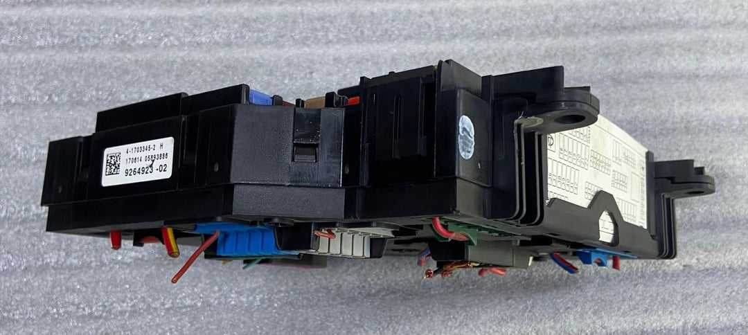 OEM BMW 528i F10 Rear Power Distribution Fuse Box Module 9264923