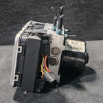 Bild in die Galerieansicht laden, BMW F25 ANTI-LOCK BREAKING SYSTEM ABS MODULE PUMP OEM - 6877726