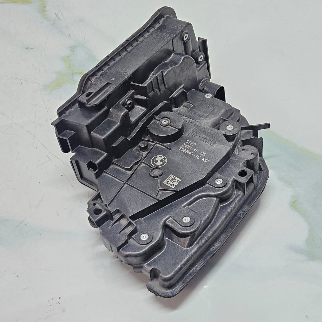 BMW X3 G01 18d X-Line 7473148 system lock rear right door lock OEM